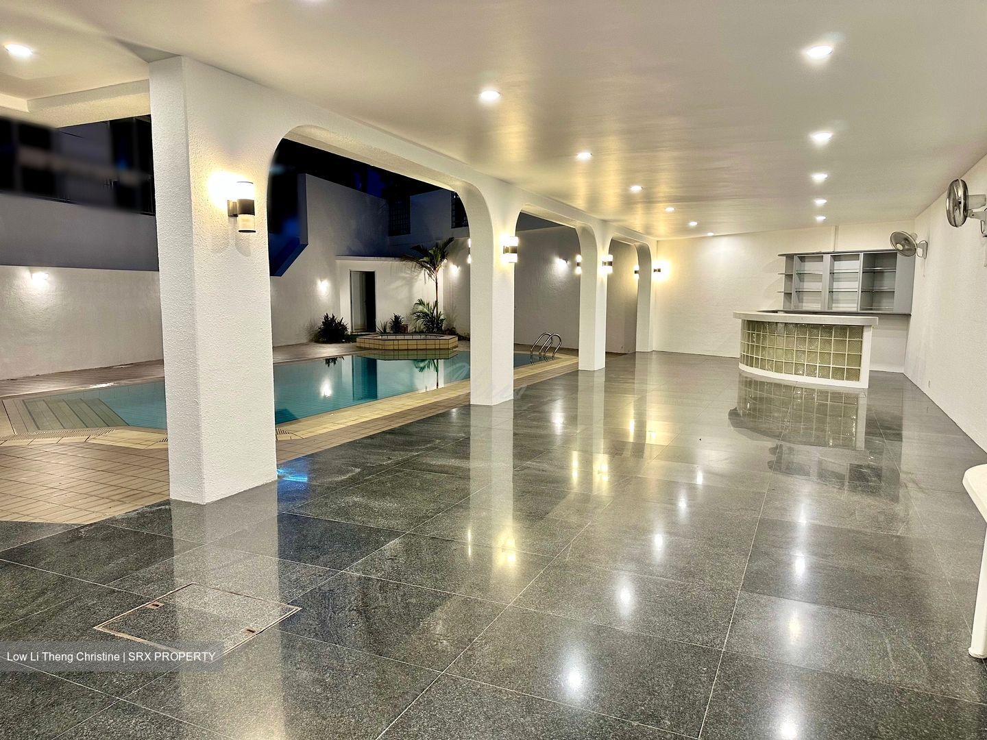 Sennett Avenue (D16), Semi-Detached #475861111